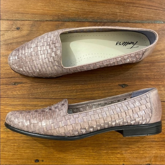 Trotters | Liz | Woven‎ Flats - Picture 1 of 6